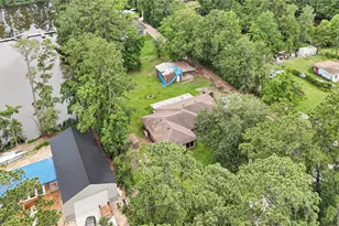 1231 Country Ln, Conroe, TX 77384 - Photo 17