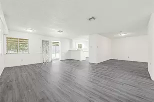 1231 Country Ln, Conroe, TX 77384 - Photo 5