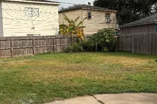 8838 Stroud Dr, Houston, TX 77036 - Photo 7