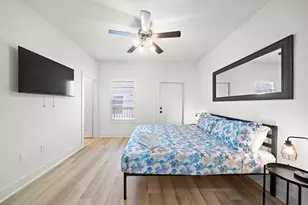 3610 Sealy St, Galveston, TX 77550 - Photo 15