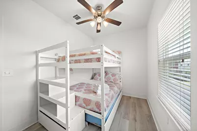 3610 Sealy Street, Galveston, TX 77550 - Photo 35