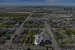 3610 Sealy St, Galveston, TX 77550 - Photo 5