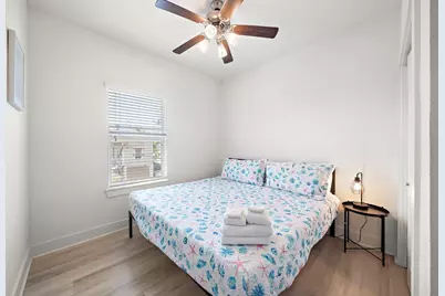 3610 Sealy Street, Galveston, TX 77550 - Photo 31