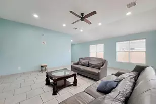 2630 Umiak Dr, Houston, TX 77045 - Photo 9