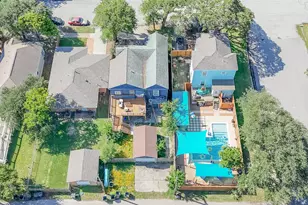1224 Avenue L, Galveston, TX 77550 - Photo 27