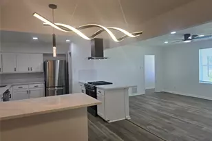 5102 Avenue L, Galveston, TX 77551 - Photo 7