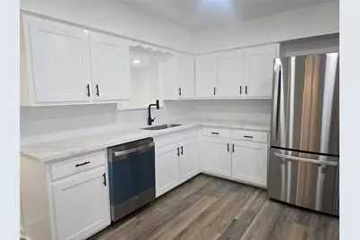 5102 Avenue L, Galveston, TX 77551 - Photo 9