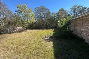 151 E Dillard St, Trinity, TX 75862 - Photo 5