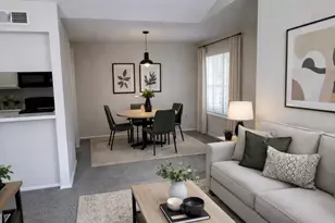 2025 Augusta Dr, Houston, TX 77057 - Photo 1