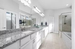 1345 Laurel Loop, Angleton, TX 77515 - Photo 31