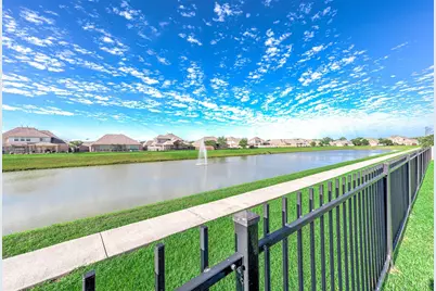 1345 Laurel Loop, Angleton, TX 77515 - Photo 3