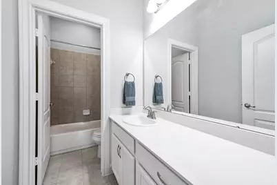 1345 Laurel Loop, Angleton, TX 77515 - Photo 35
