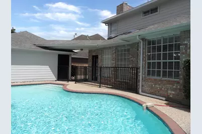7302 Emerald Glen Drive, Sugar Land, TX 77479 - Photo 5