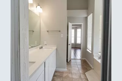 7302 Emerald Glen Drive, Sugar Land, TX 77479 - Photo 15