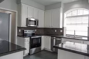 7302 Emerald Glen Dr, Sugar Land, TX 77479 - Photo 15