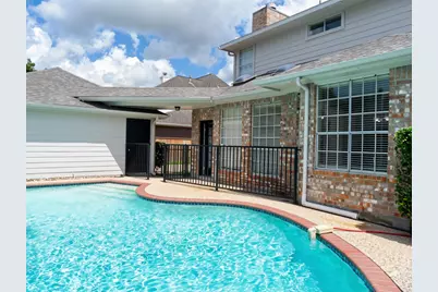 7302 Emerald Glen Drive, Sugar Land, TX 77479 - Photo 9