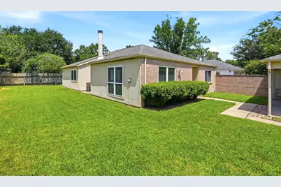 7502 Addicks Clodine Road, Houston, TX 77083 - Photo 25
