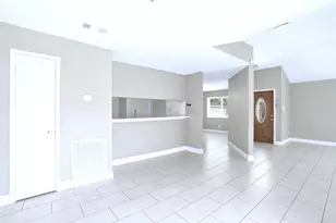 7502 Addicks Clodine Rd, Houston, TX 77083 - Photo 9