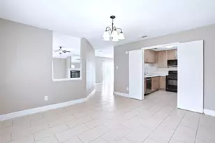 7502 Addicks Clodine Rd, Houston, TX 77083 - Photo 19