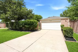 7502 Addicks Clodine Rd, Houston, TX 77083 - Photo 1