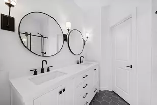 29535 Pondview Dr, Waller, TX 77484 - Photo 9