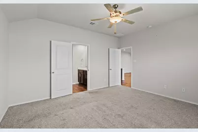 15376 Central Crescent Drive, New Caney, TX 77357 - Photo 9