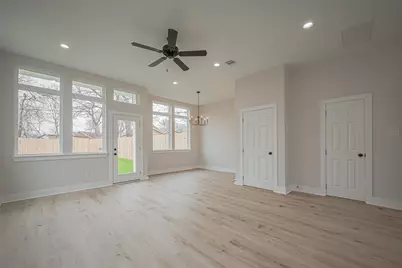 918 Saint Clair Street #B, Houston, TX 77088 - Photo 7