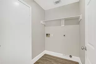 2506 Walnut Grove Ct, Pearland, TX 77584 - Photo 11