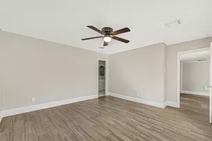 2506 Walnut Grove Ct, Pearland, TX 77584 - Photo 15