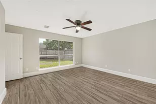 2506 Walnut Grove Ct, Pearland, TX 77584 - Photo 13