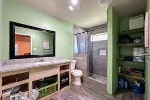 1060 County Rd 5021, Cleveland, TX 77327 - Photo 17