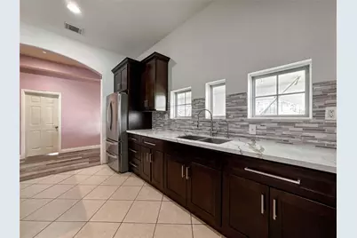 1060 County Road 5021, Cleveland, TX 77327 - Photo 7