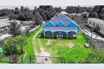 1060 County Road 5021, Cleveland, TX 77327 - Photo 3