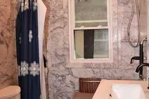 1107 E Lamar St, Palestine, TX 75801 - Photo 17