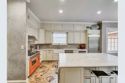 2819 Cedar Woods Place, Houston, TX 77068 - Photo 13