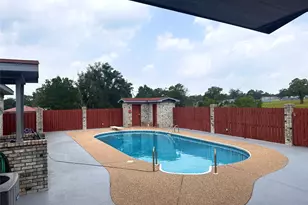 201 Kennard St, Buffalo, TX 75831 - Photo 5