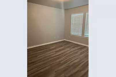 1104 E Walker Street, League City, TX 77573 - Photo 21