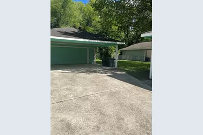 1104 E Walker Street, League City, TX 77573 - Photo 25