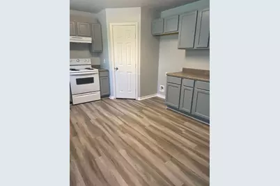 1104 E Walker Street, League City, TX 77573 - Photo 9