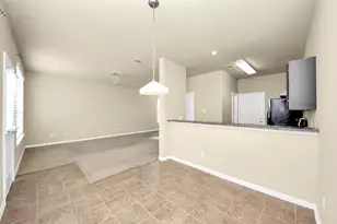 16434 Tracy Ct, Conroe, TX 77306 - Photo 5