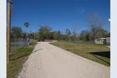 4312 Western Avenue, West Orange, TX 77630 - Photo 5