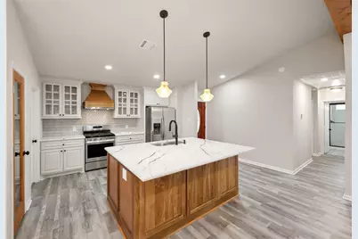 69 S Brookberry Court, The Woodlands, TX 77381 - Photo 5