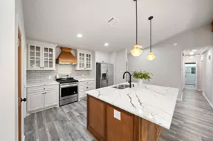 69 S Brookberry Ct, The Woodlands, TX 77381 - Photo 1