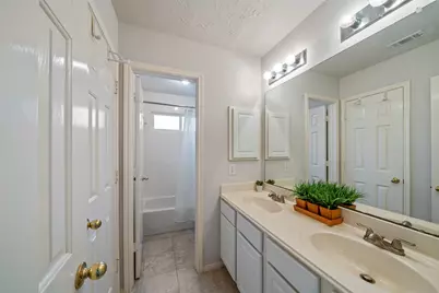 3607 Parkshire Drive, Pearland, TX 77584 - Photo 19