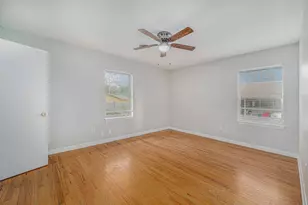 1508 N San Jacinto St, Conroe, TX 77301 - Photo 7