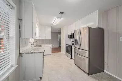 1508 N San Jacinto Street, Conroe, TX 77301 - Photo 3