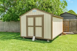 619 S Wilson St, Brazoria, TX 77422 - Photo 7