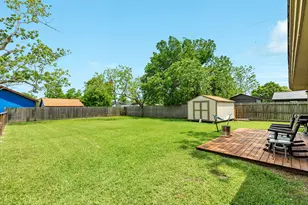 619 S Wilson St, Brazoria, TX 77422 - Photo 5