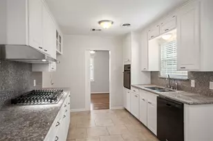 9779 Westview Dr, Houston, TX 77055 - Photo 5