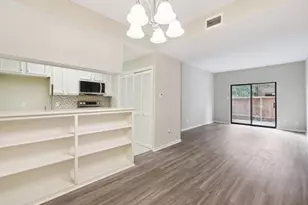 11711 Memorial Dr, Houston, TX 77024 - Photo 13